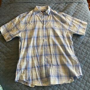 Men’s Classic Fit Tucker Vinveyard Vines short sleeve shirt size M